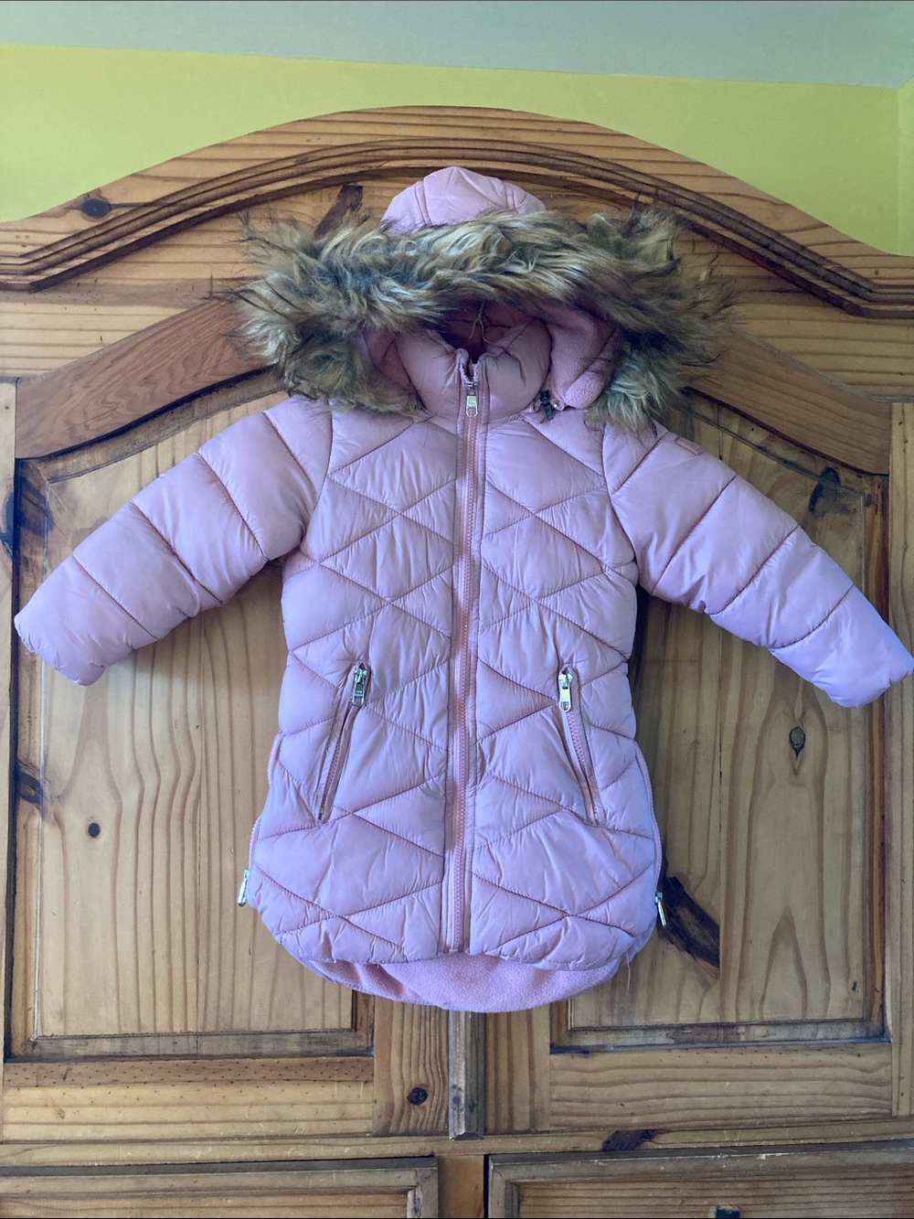 Girls Steve Maddon pink puffer faux fur trim hooded parka coat size 4T